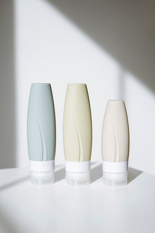Three different sized tubes placed on one platform.